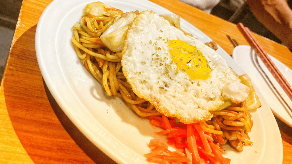 焼きそば | ラーメンハウス ちゃんぽん Ramen House Chanpon by Burassai バリ スミニャック