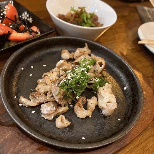 牛ホルモン焼き | Resto B べぇ ジャカルタ ブロックM 日本食レストラン・居酒屋