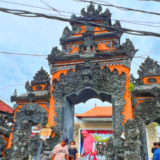 入り口の門 | インドネシア バリ島 タナロット寺院