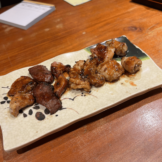 ホルモン焼き 盛り合わせ | 鳥清 Tori Sei ジャカルタ ブロックM 焼き鳥 日本食レストラン・居酒屋