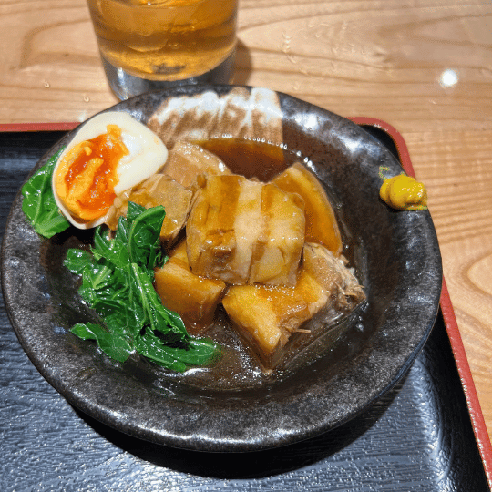 豚の角煮 | MYMON ジャカルタ スマンギ 和食 ラーメン レストラン