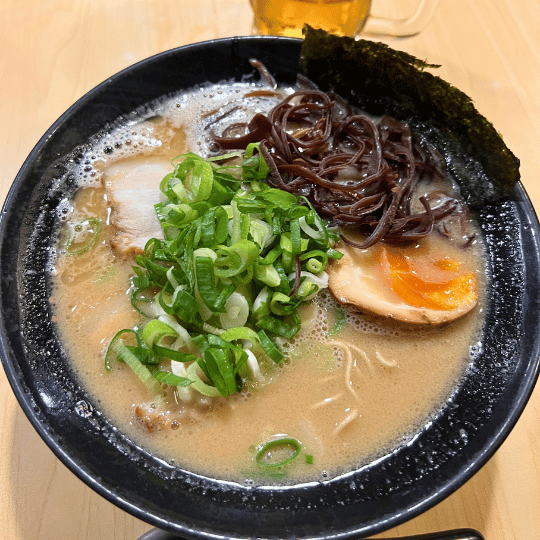 本格とんこつラーメン | 鶴亀堂 ジャカルタ ラーメン